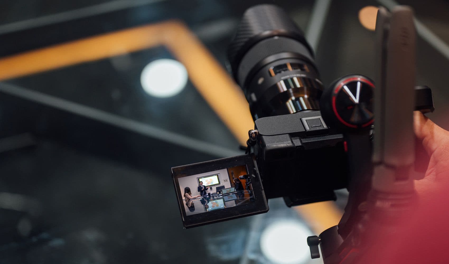 Canon:内部登用率を 25% 向上、将来性のある人材を確保